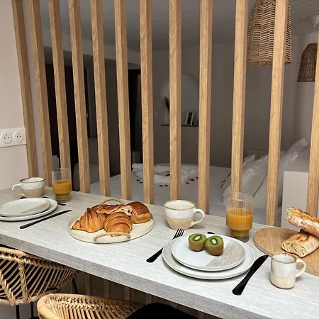 Banjar-luxe,balneo & Sauna * Saint-Aubin-d'Aubigne