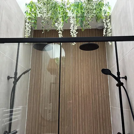 Appartamento Banjar-luxe,balneo & Sauna Saint-Aubin-d'Aubigne